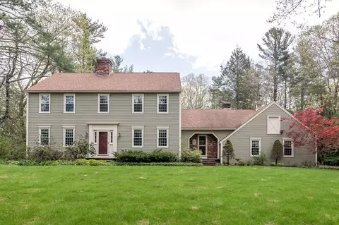 15 Shanandoah Dr, Paxton, MA 01612