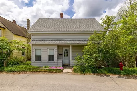 9 Hamlet St, Athol, MA 01331