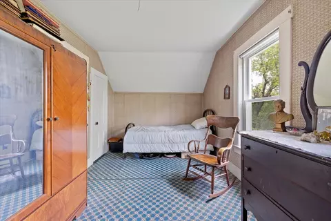 Bedroom - 9 Hamlet St, Athol, MA 01331 photo 4 of 8