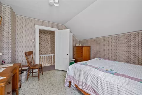 Bedroom - 9 Hamlet St, Athol, MA 01331 photo 8 of 8