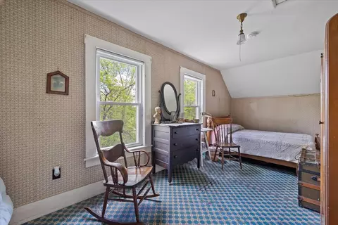 Bedroom - 9 Hamlet St, Athol, MA 01331 photo 3 of 8