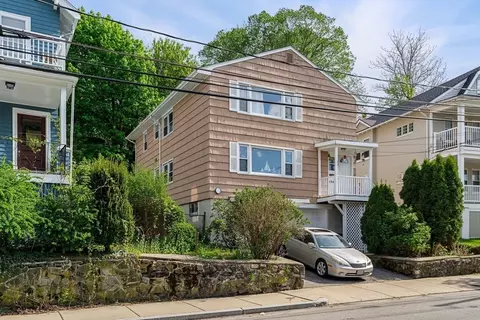 48 Nonantum St, Boston, MA 02135