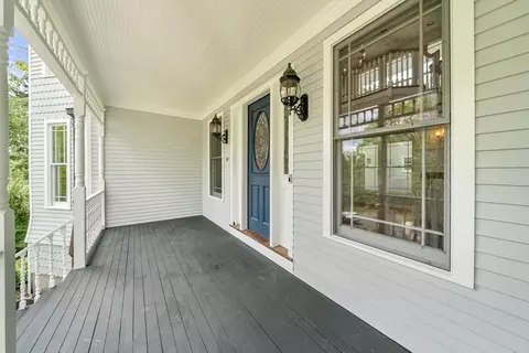 Exterior - 49 Longfellow Rd, Wellesley, MA 02481 photo 2 of 2