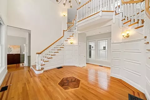 Entry Way - 49 Longfellow Rd, Wellesley, MA 02481 photo 1 of 2