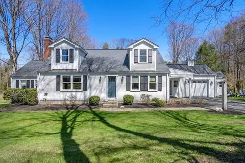 56 Warren St, Westborough, MA 01581