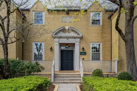30 Cumberland #W-4, Brookline, MA 02445