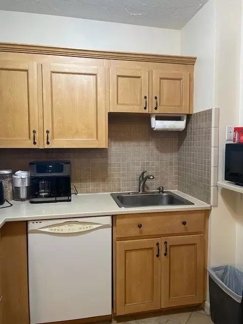 58 South St #306, Quincy, MA 02169