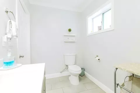 41 Sullivan St, Chicopee, MA 01020 photo 8