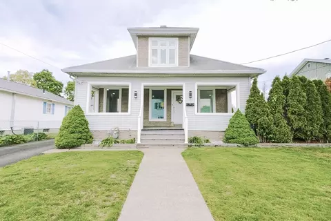 41 Sullivan St, Chicopee, MA 01020