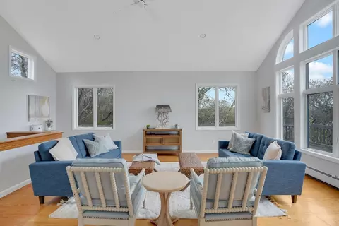 453 Lighthouse Rd, Aquinnah, MA 02535 photo 4