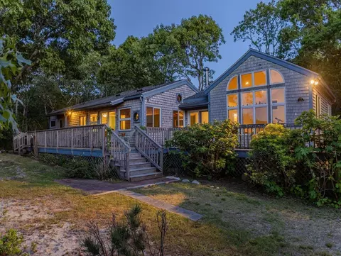 453 Lighthouse Rd, Aquinnah, MA 02535 photo 32