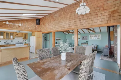 453 Lighthouse Rd, Aquinnah, MA 02535 photo 11