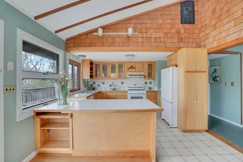 453 Lighthouse Rd, Aquinnah, MA 02535 photo 6