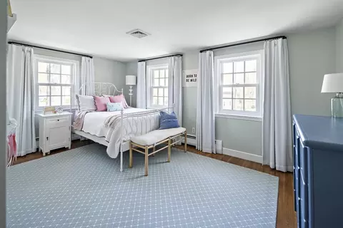 1 Winthrop Rd, Hingham, MA 02043 photo 13
