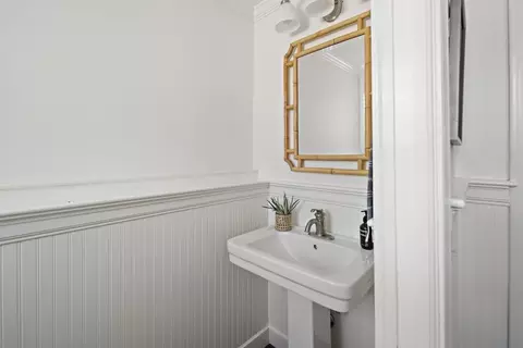 1 Winthrop Rd, Hingham, MA 02043 photo 20