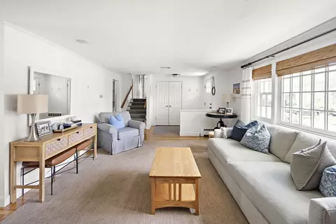 1 Winthrop Rd, Hingham, MA 02043 photo 8