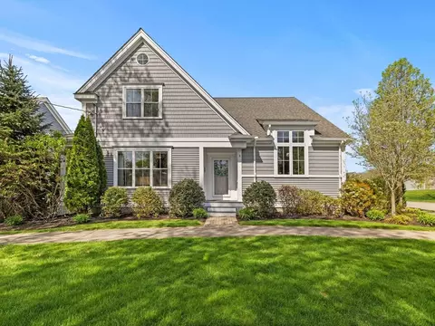 8 Sandstone Dr #8, Medway, MA 02053