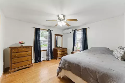 Bedroom - 141 Harkness Ave, Springfield, MA 01118 photo 1 of 5
