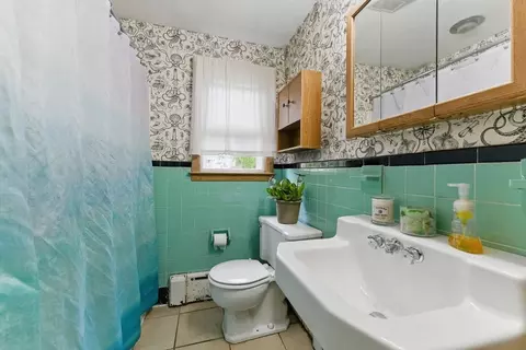 Bath - 141 Harkness Ave, Springfield, MA 01118 photo 1 of 2