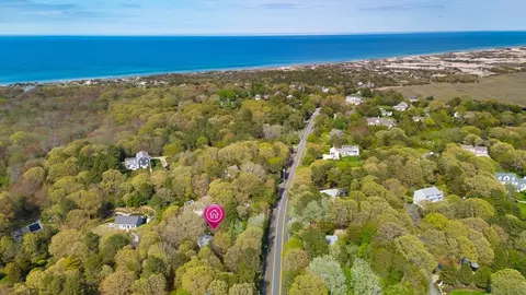 6 Putting Green Cir, Sandwich, MA 02537