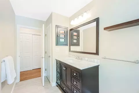19 Prospect St, Upton, MA 01568 photo 14