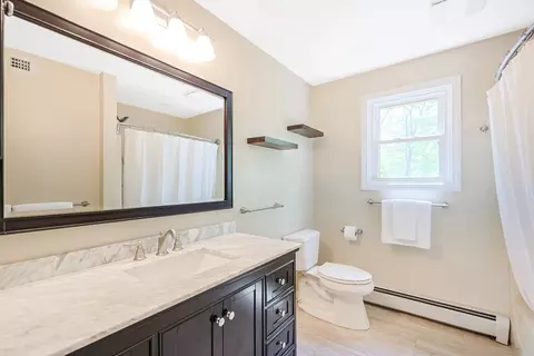 19 Prospect St, Upton, MA 01568 photo 13