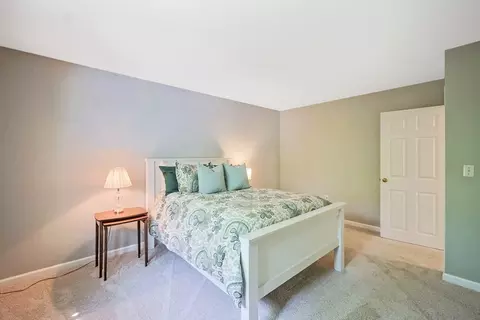 19 Prospect St, Upton, MA 01568 photo 10