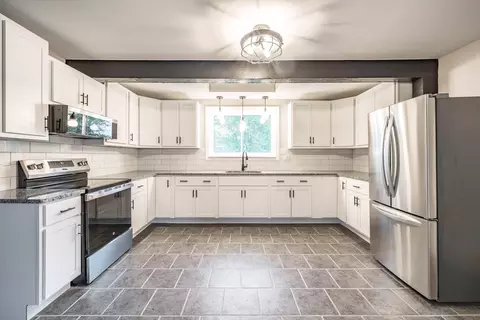 19 Montello Rd, Chicopee, MA 01013 photo 6