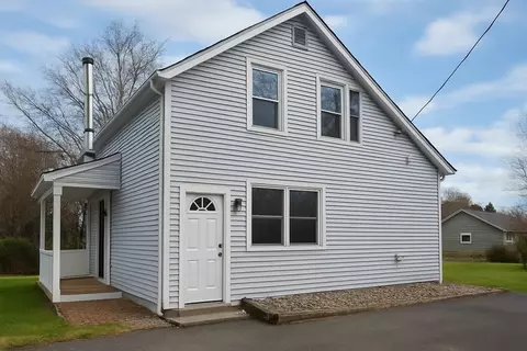 19 Montello Rd, Chicopee, MA 01013