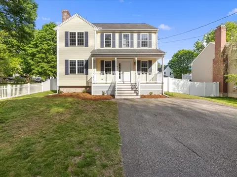 4 Parkhurst St, Milford, MA 01757