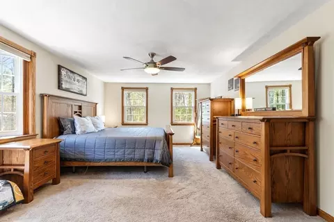 22 Cider Mill Ln, Upton, MA 01568 photo 16