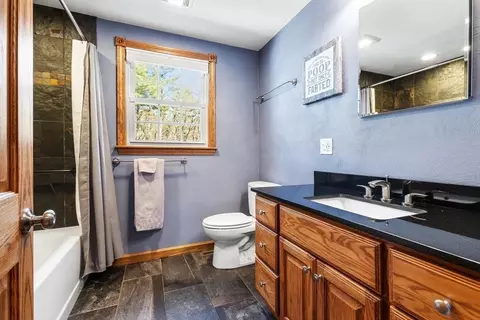 22 Cider Mill Ln, Upton, MA 01568 photo 18