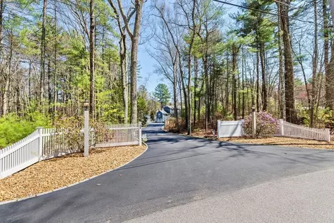 22 Cider Mill Ln, Upton, MA 01568 photo 34