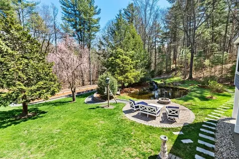 22 Cider Mill Ln, Upton, MA 01568 photo 23