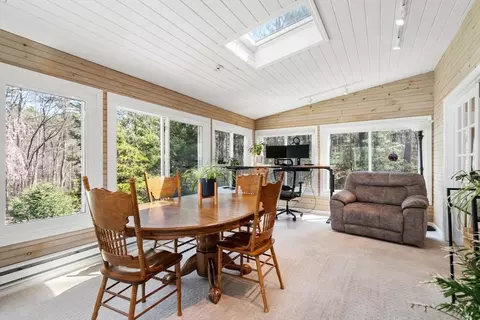 22 Cider Mill Ln, Upton, MA 01568 photo 7