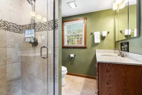 22 Cider Mill Ln, Upton, MA 01568 photo 17