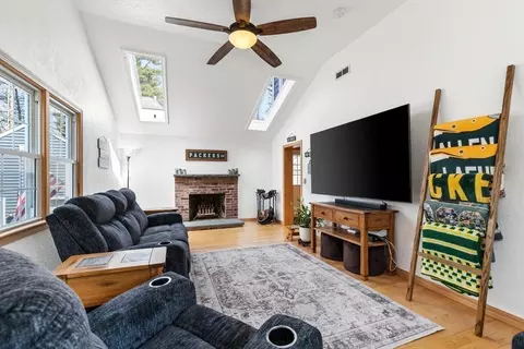 22 Cider Mill Ln, Upton, MA 01568 photo 14