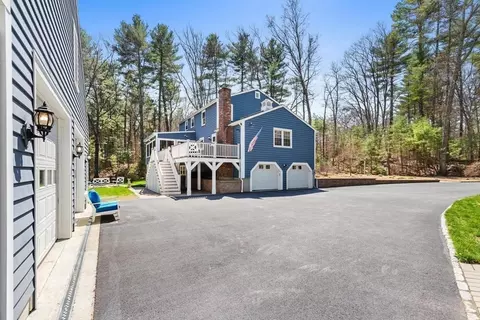 22 Cider Mill Ln, Upton, MA 01568 photo 27