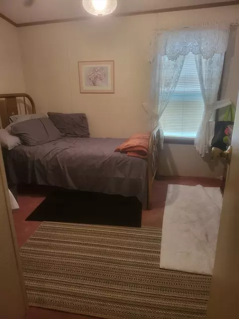 141 Pine Ave, Sturbridge, MA 01566 photo 14