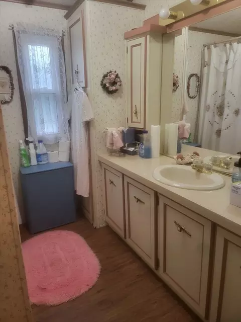 141 Pine Ave, Sturbridge, MA 01566 photo 15