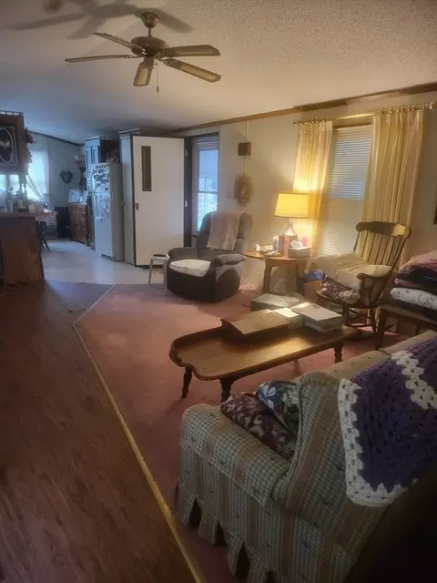 141 Pine Ave, Sturbridge, MA 01566 photo 13