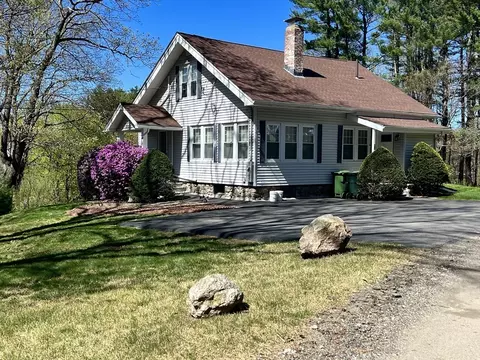 52 Highland St, Spencer, MA 01562