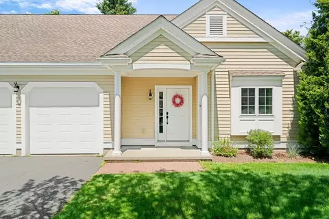 16 Eighth Green Dr #16, Dartmouth, MA 02747