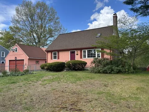 30 Crimson Rd, Billerica, MA 01821