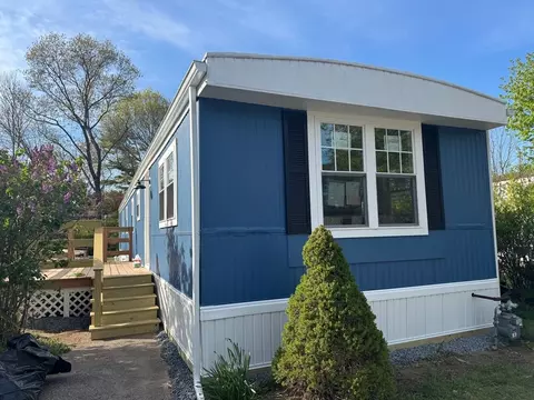 1340 County St #46, Attleboro, MA 02703