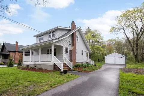Exterior - 129 S Main St, Raynham, MA 02767 photo 2 of 8