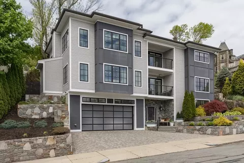 28 Governors Ave, Medford, MA 02155