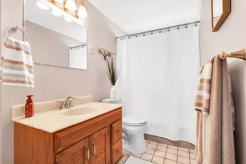 Bath - 166 Summer St, Maynard, MA 01754 photo 1 of 2