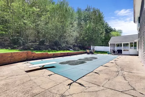 Exterior - 166 Summer St, Maynard, MA 01754 photo 5 of 10