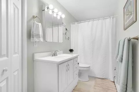 Bath - 166 Summer St, Maynard, MA 01754 photo 2 of 2